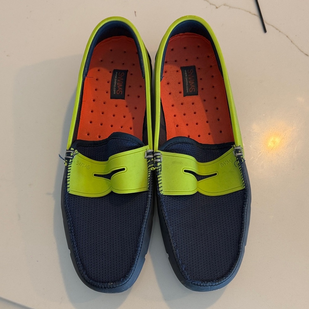 Swims Men's Navy and Neon Green Loafers